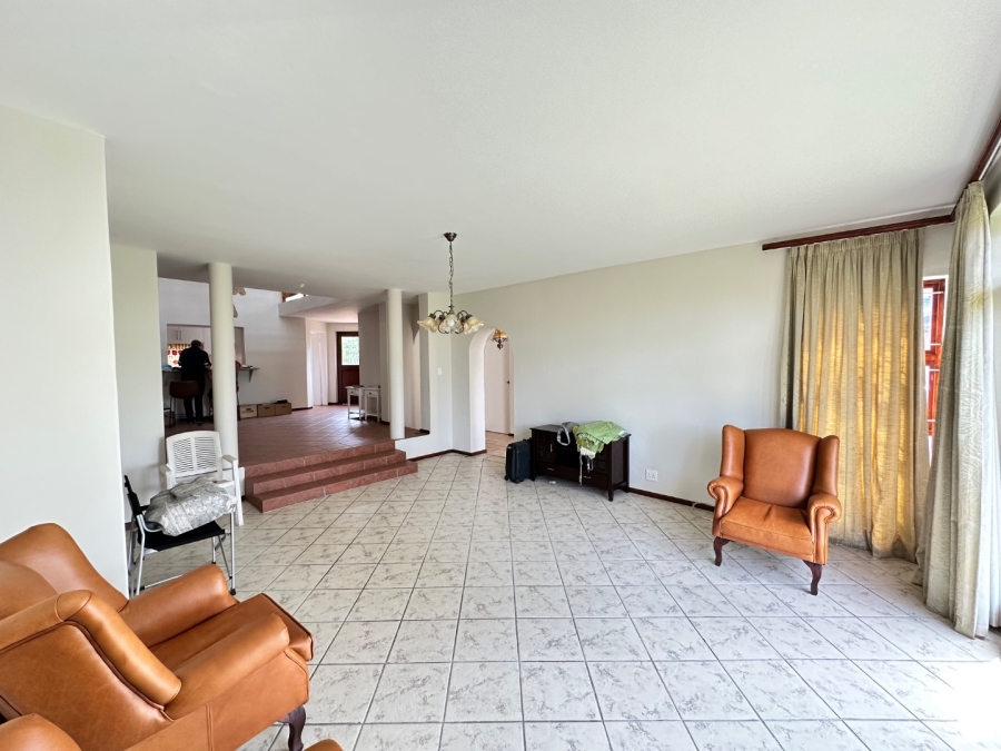 5 Bedroom Property for Sale in Bayview Western Cape